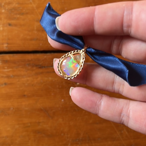 Antique Opal Pendant - Picture 3 of 4